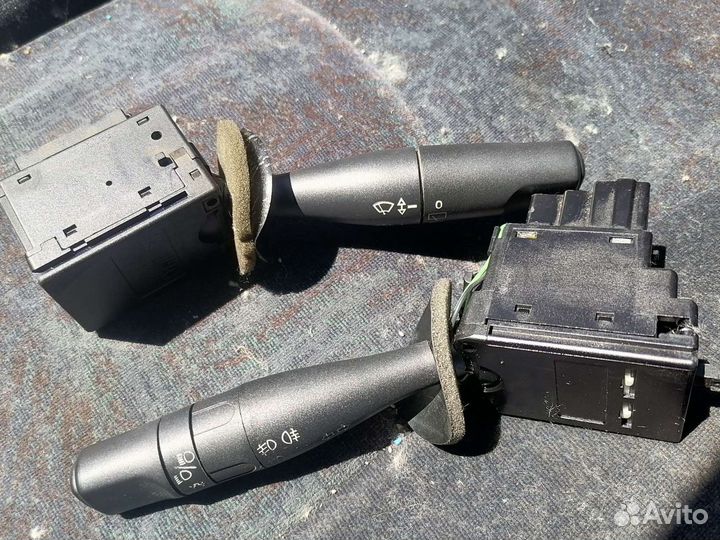 Подрулевой переключатель Peugeot 206