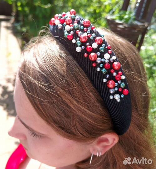 Ободок с бусинами