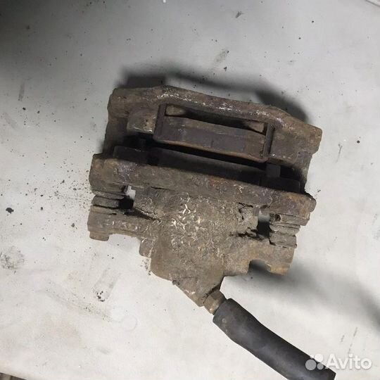 Суппорт задний правый Mercedes Vito W639 2007