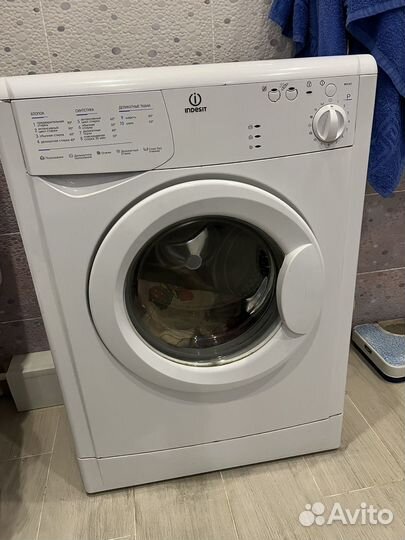Стиральная машина indesit