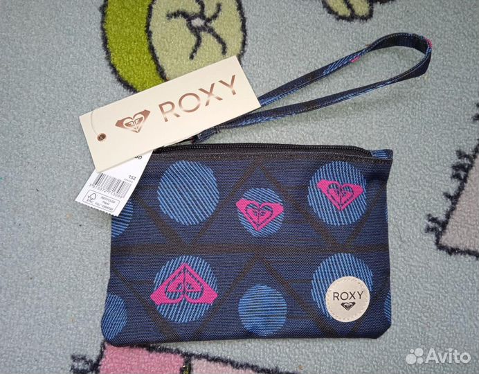 Новая женская косметичка Roxy