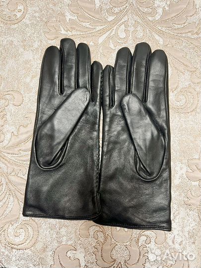 Перчатки женские кожаные