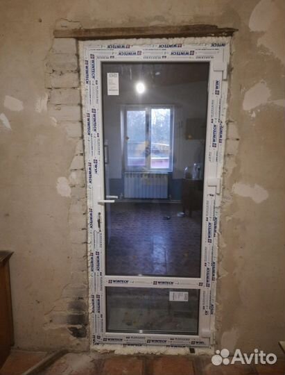 Дверь пластиковая