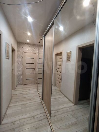 2-к. квартира, 64 м², 2/8 эт.