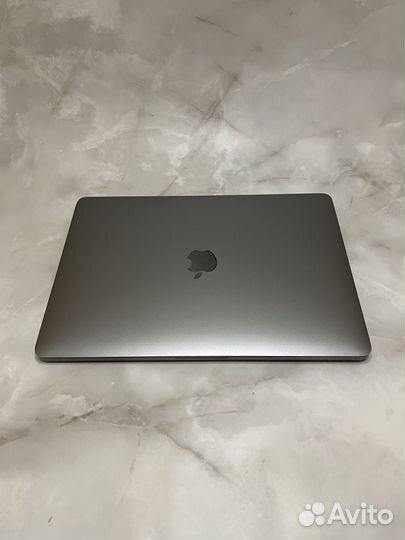 Macbook pro 13 2018 touch bar 512gb