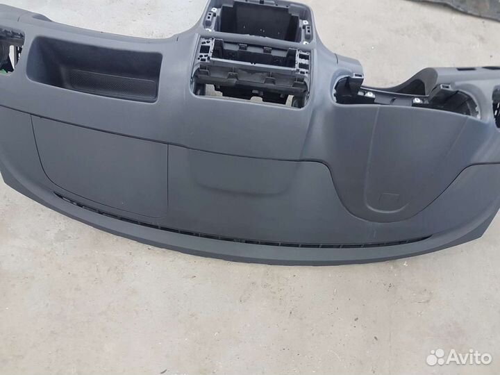 Торпедо Skoda Fabia 2 2007-2010