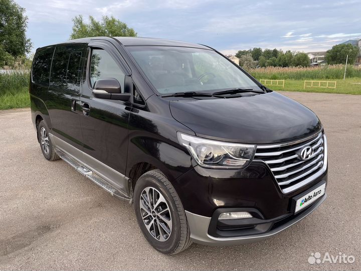 Hyundai Grand Starex 2.5 AT, 2018, 136 000 км