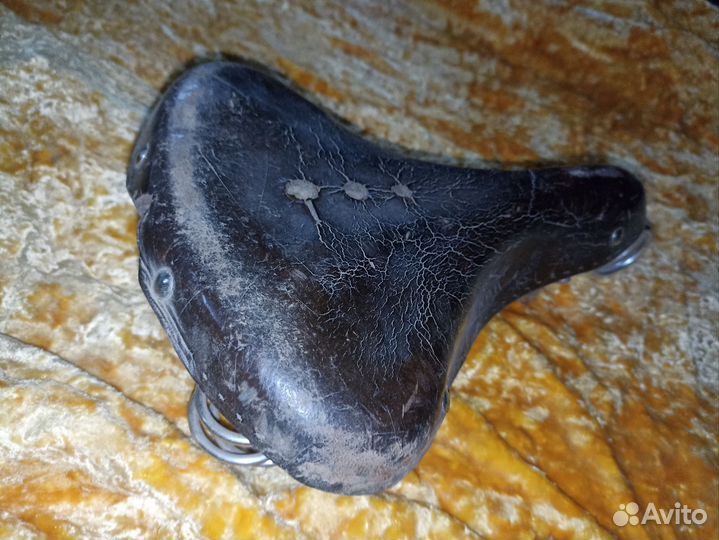 Седло сиденье велосипед СССР кожа кипятильник