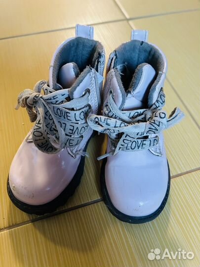 Сапожки для девочки
