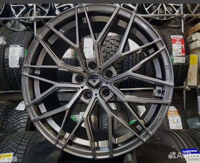Диск RS Vorsteiner V-FF107 5X114,3 HB 8,5X18 d73.1