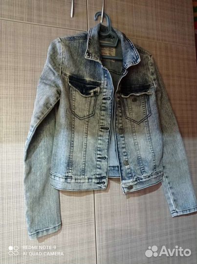Джинсовая куртка