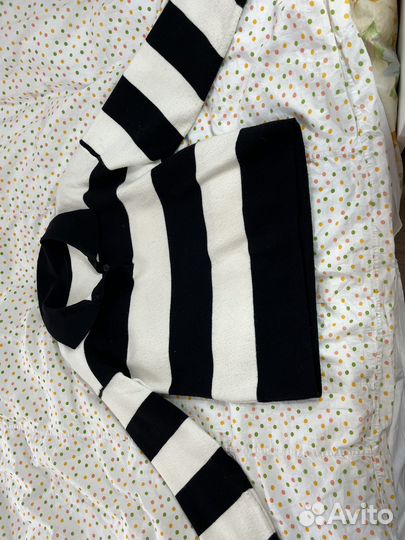 Свитер женский