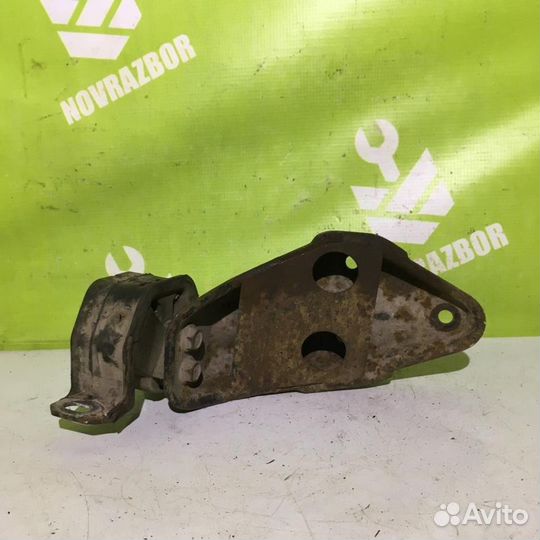 Кронштейн кпп Опель Вектра А