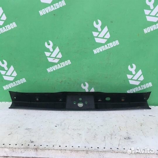 Обшивка багажника Форд Фокус 1