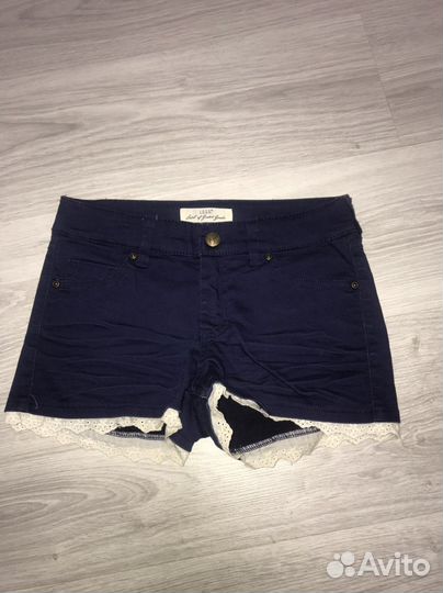 Шорты с кружевом