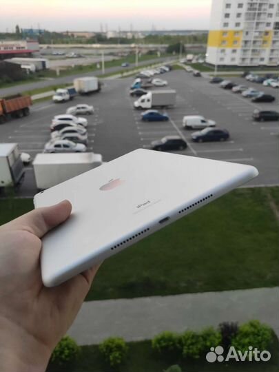 iPad 9 Поколения как новый
