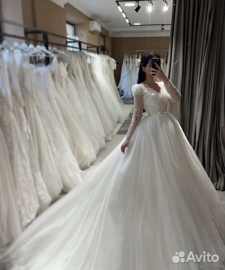 Свадебное платье