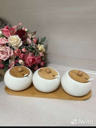 Набор сахарниц