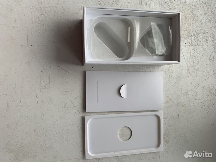Коробка от iPhone 5s