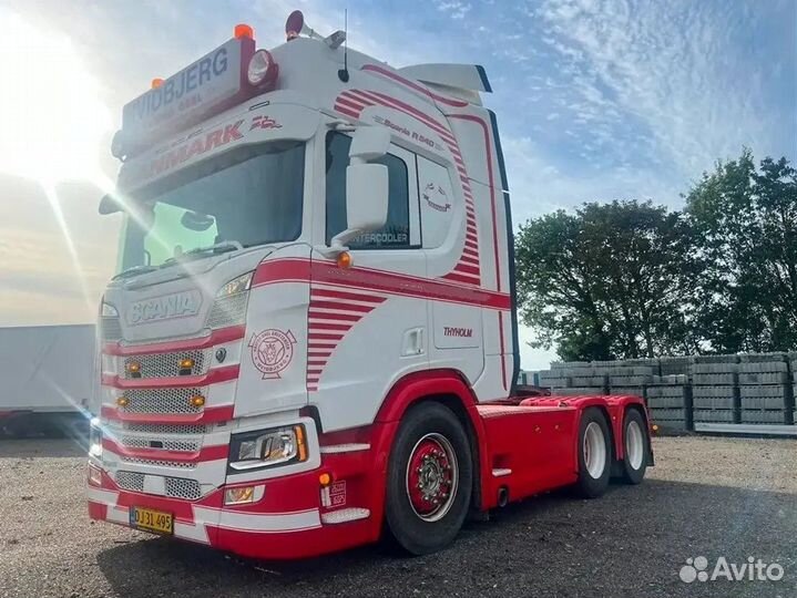 Pазбираем грузовик Scania 6 series с 2016