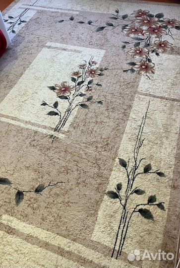 Ковер шерстяной