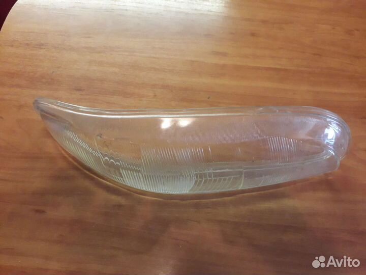 Стекло фары