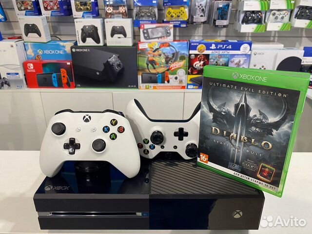 Xbox One Fat + геймпад White + Diablo 3