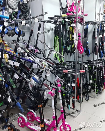 Самокаты велосипеды роликовые коньки в Волгограде