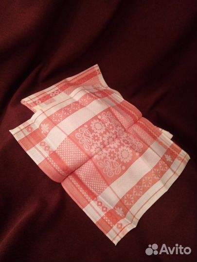 Скатерть и салфетки (текстильный комплект)