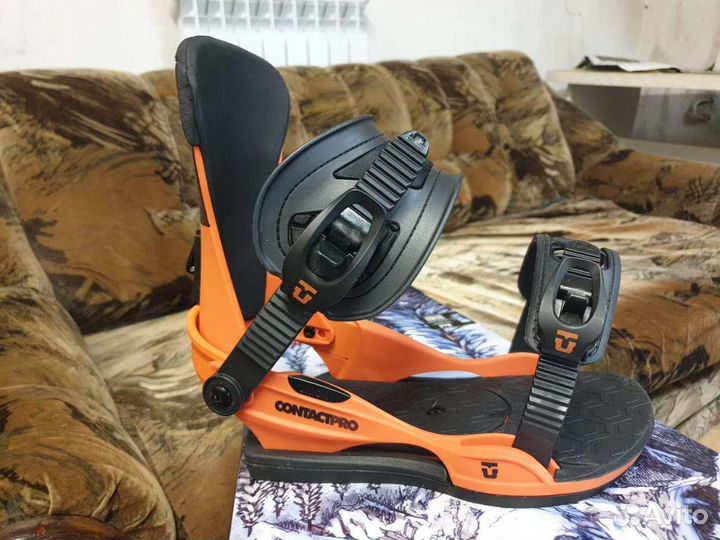 Крепления для сноуборд Union Contact Pro M