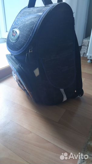 Школьный рюкзак