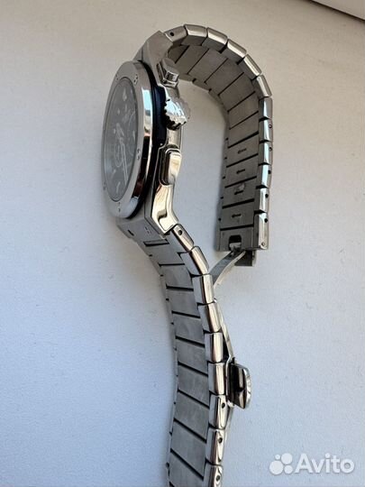 Наручные часы hublot