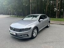 Volkswagen Passat 1.5 AMT, 2019, 69 000 км, с проб�егом, цена 2 290 000 руб.