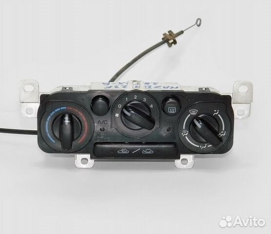 Блок управления печкой Mazda 323F BJ