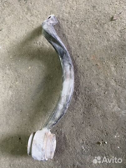 Рычаг продольный передний на Range Rover 3, L322