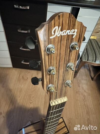 Электроакустическая гитара ibanez