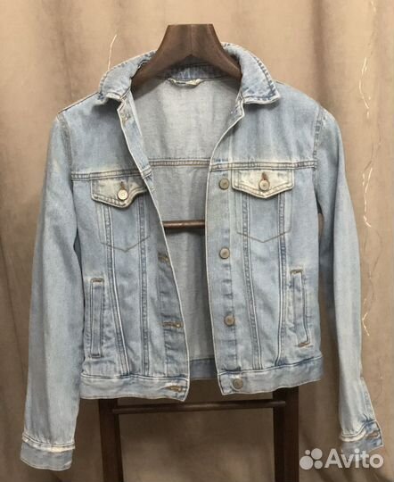 Джинсовая куртка размер S