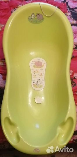 Ванночка для купания с горкой