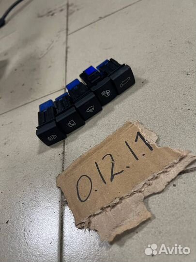 Кнопки салона rav 4 xa50