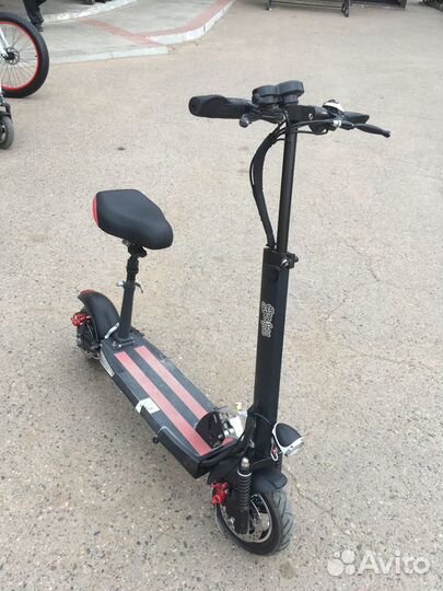 Самокат взрослый электрический бу