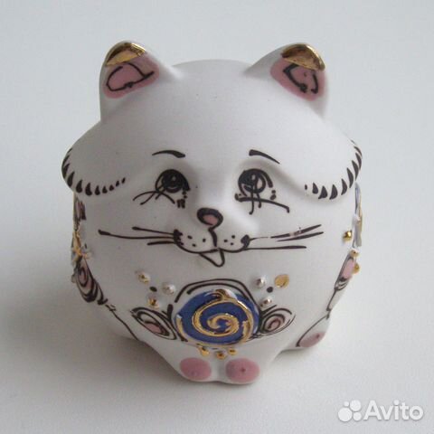 Сувенирный кот