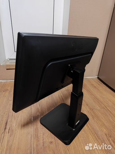 Монитор LG 24MB37PM