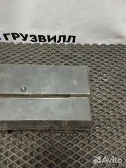 Крышка Volvo FH4 21999965