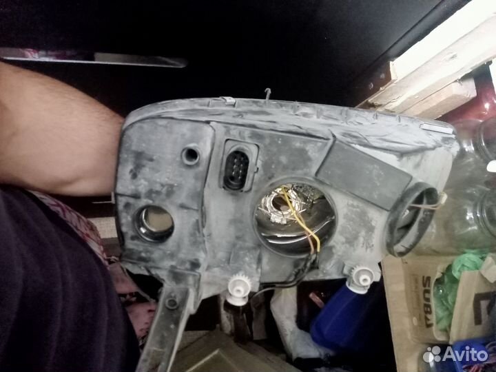 Стекло на фару калина 1