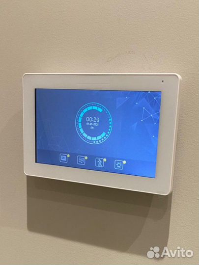 Видеодомофон с wifi/сенсорный экран + вызывная