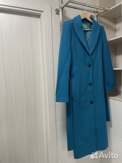 Пальто женское United Colors of Benetton