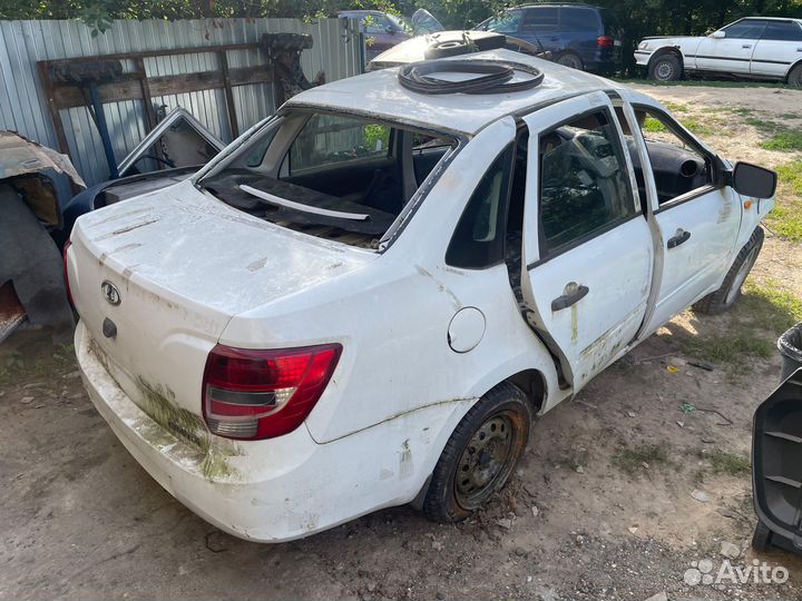 Разбор LADA Granta 1 поколение