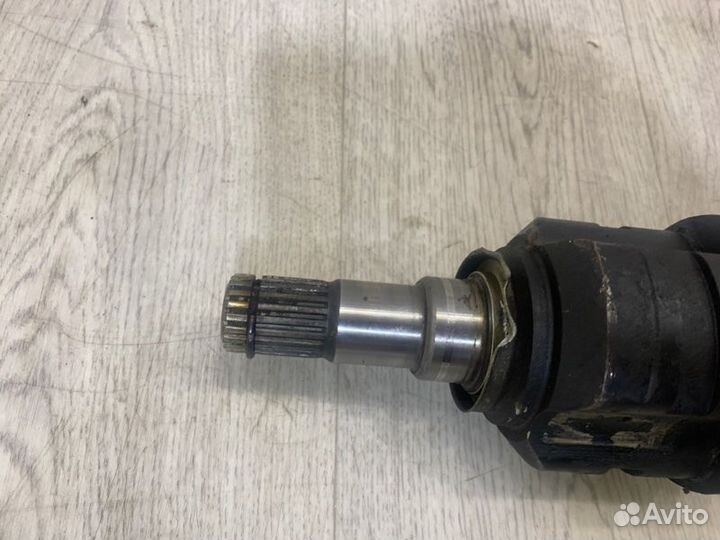 Привод передний правый Toyota Avensis T25 1zzfe