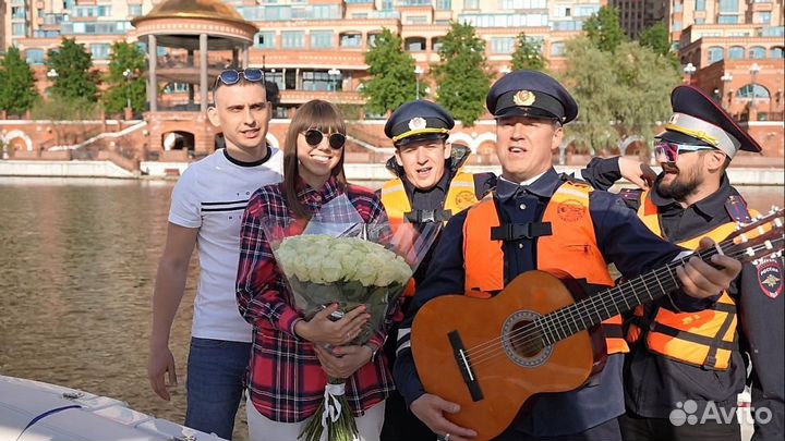 Розыгрыши и сюрпризы от актёров и каскадеров