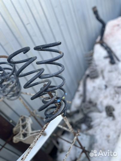 Пружина задней подвески LADA X-ray